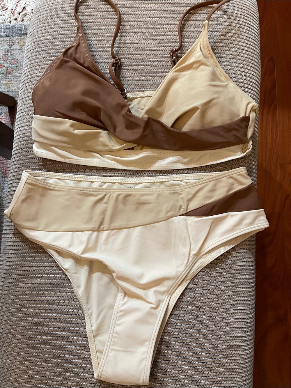 SHEIN Two-Tone Brown & Cream Colorblock Bikini Set